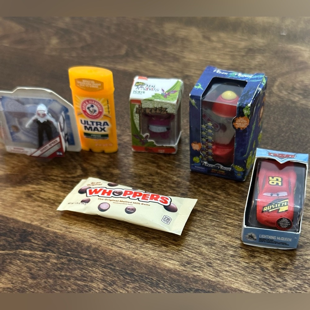These are Zuru 5 Surprise Mini Brands. - Picture 1 of 4